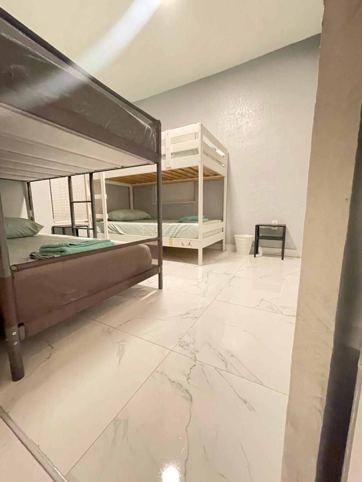 Ludge By Miami Airport Hostel Exterior photo